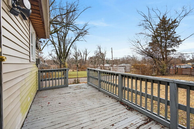 Building Photo - 1157 Redman Blvd