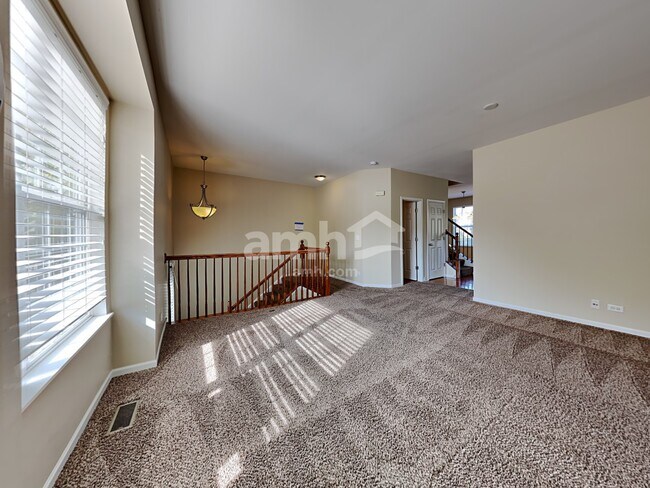 Building Photo - 209 Comstock Dr
