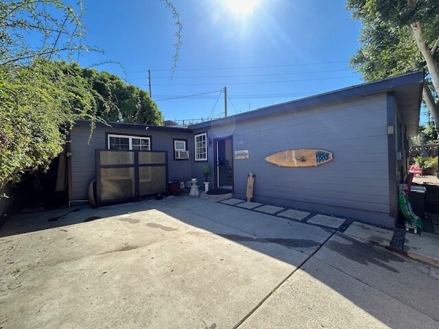 Building Photo - 1108 Electric Ave