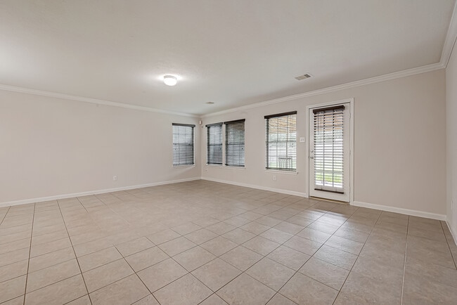 Building Photo - 18703 Cinnamon Ash Ct