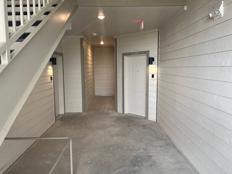 Building Photo - 18645 Stroh Rd