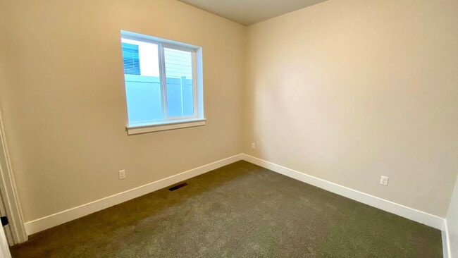 Building Photo - Beautiful Boise Home Available 8/21/26