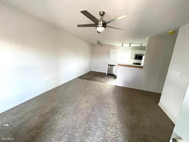 Building Photo - 1 br, 1 bath Condo - 20235 Keith Harrow Bl...