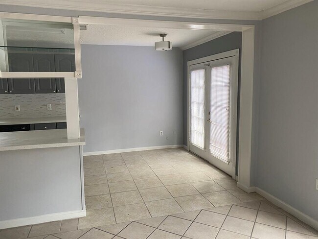 Building Photo - 6211 Westwick Dr