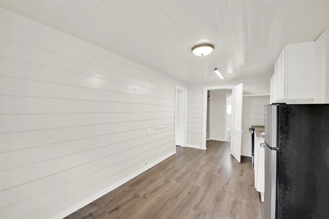 Building Photo - 4010 Speedway