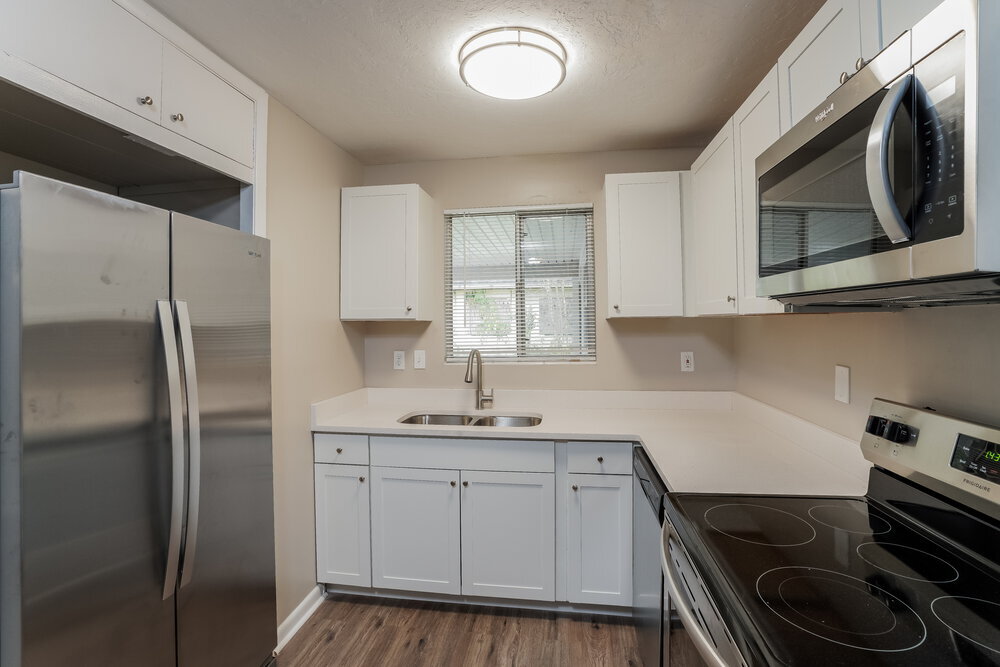 Building Photo - 2085 Hugh Edwards Dr