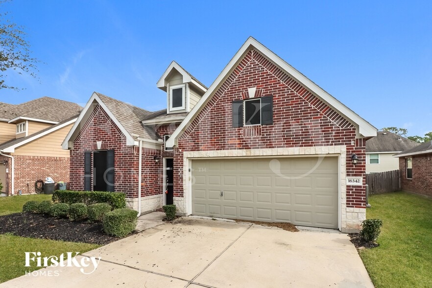 Building Photo - 16342 River Wood Ct