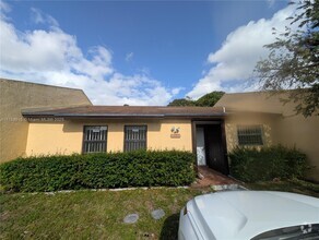 Building Photo - 20422 NW 29th Pl