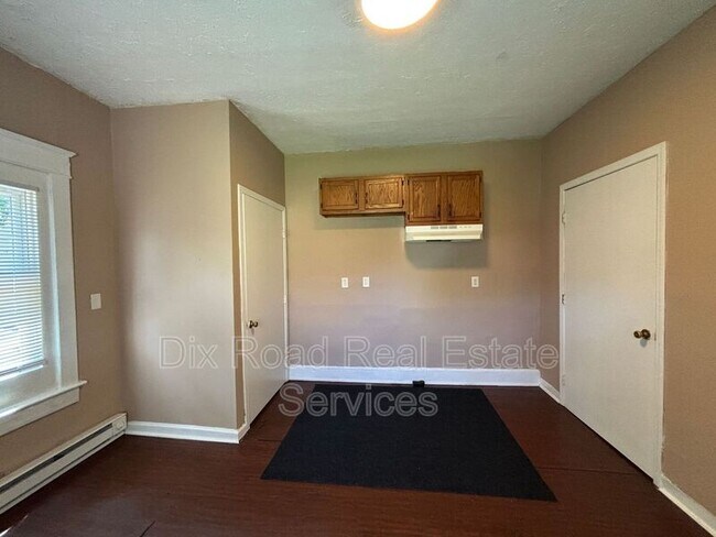 Building Photo - 1618 Taylor