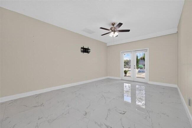 Building Photo - 2260 Pickford Cir
