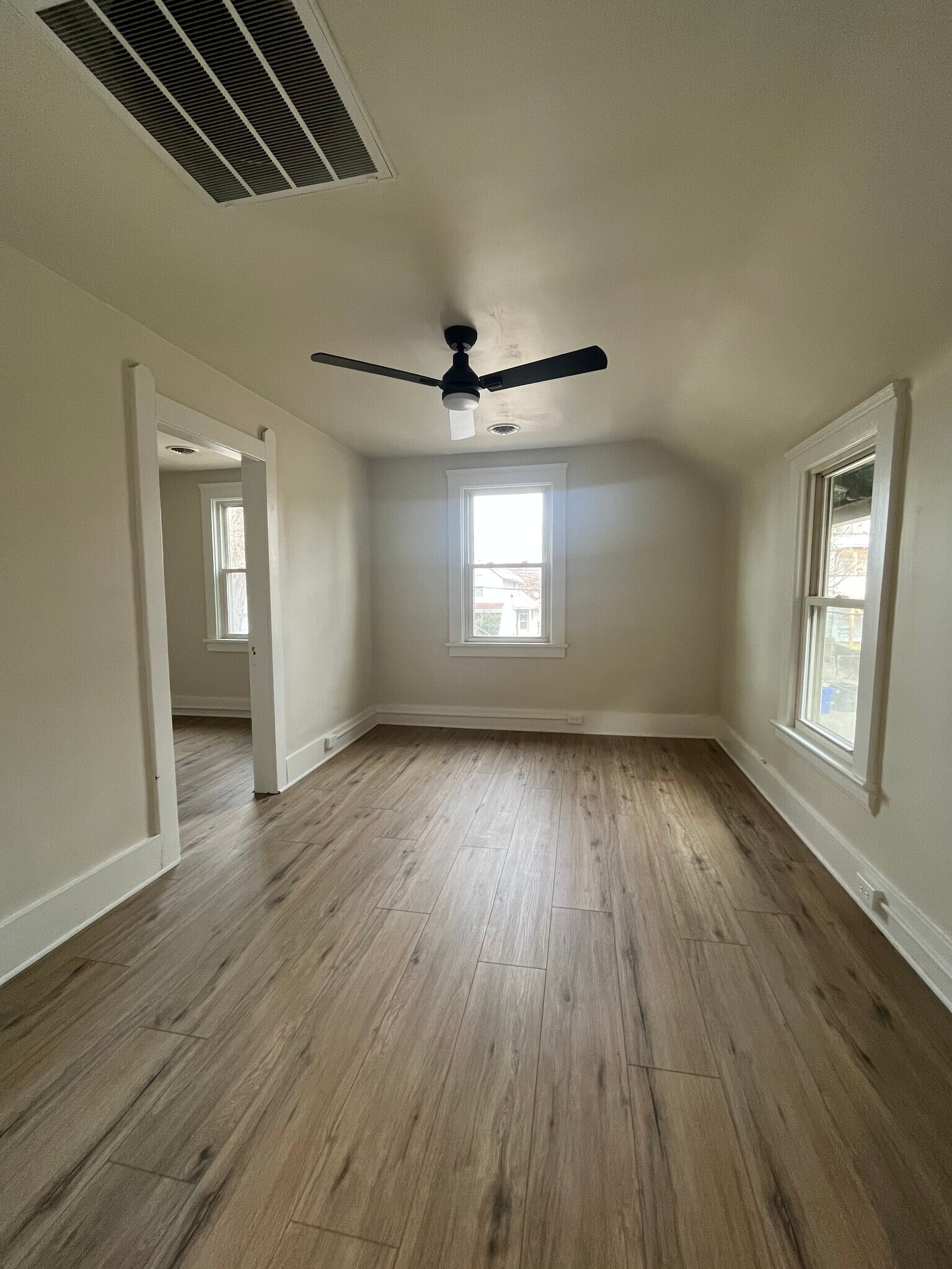 Living Room - 1382 E 43rd St