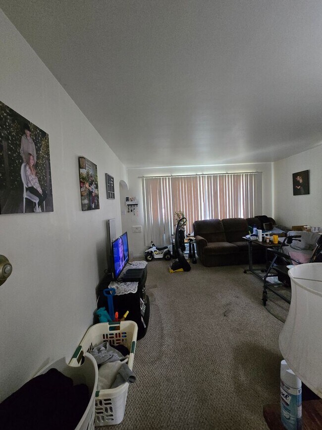 Primary Photo - 2239 S 77th St