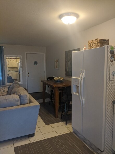 Building Photo - 908 Boston Neck Rd