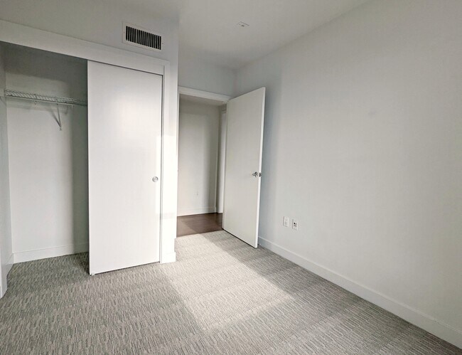 Building Photo - 1300 22nd St