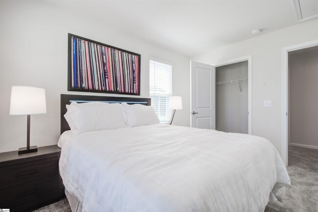 Building Photo - 120 Carlow Ct