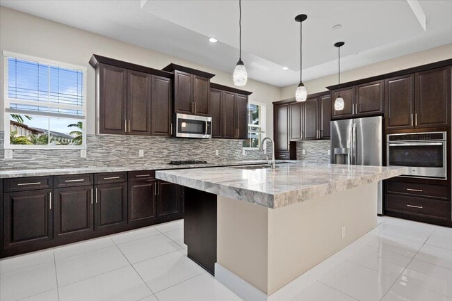 Building Photo - 7114 Edison Pl