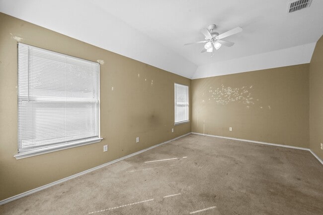 Building Photo - 9229 Chesapeake Ln