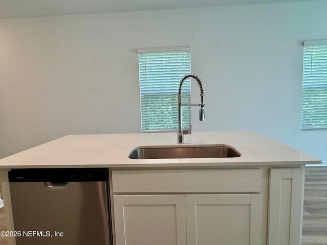 Building Photo - 5989 Ortega Lk Dr
