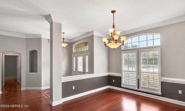 Building Photo - 11827 Crusselle Dr