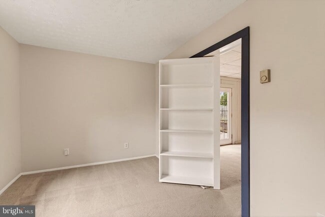 Building Photo - 1706 Fantasia Cir