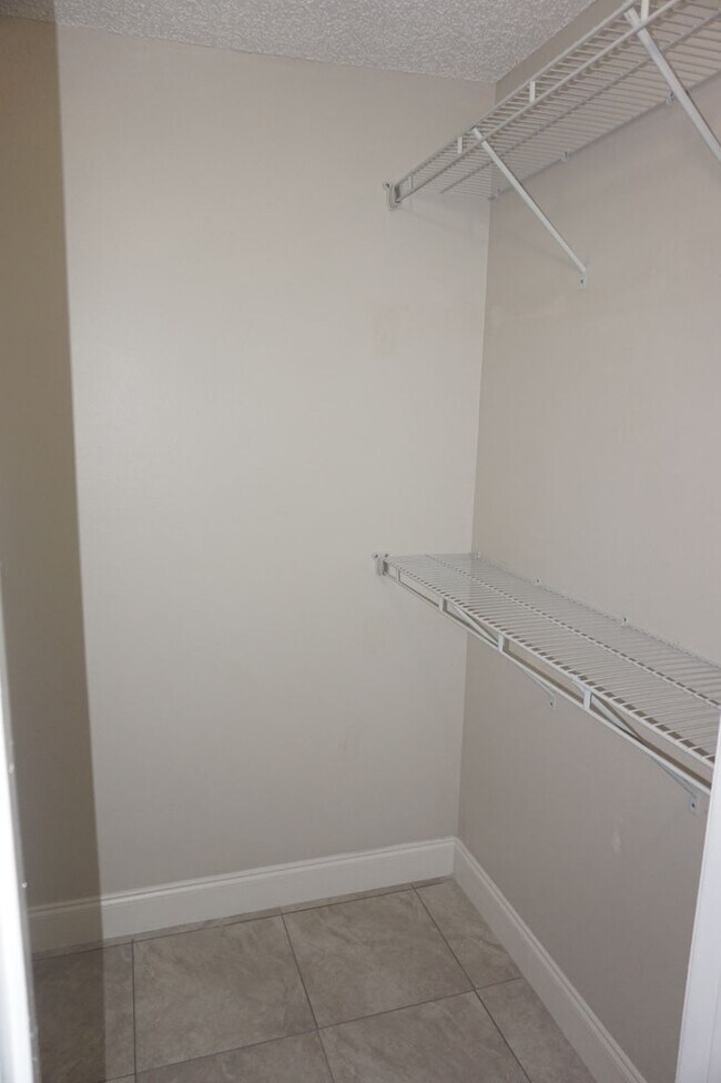 Building Photo - Newly Remodeled 1 Bed 1 Bath in Arbors of Sendera