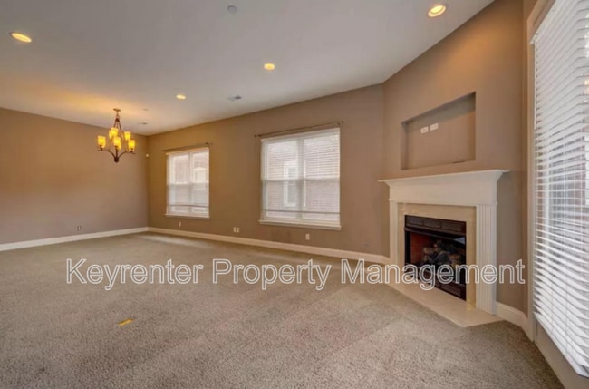 Building Photo - 6416 Cates Ave