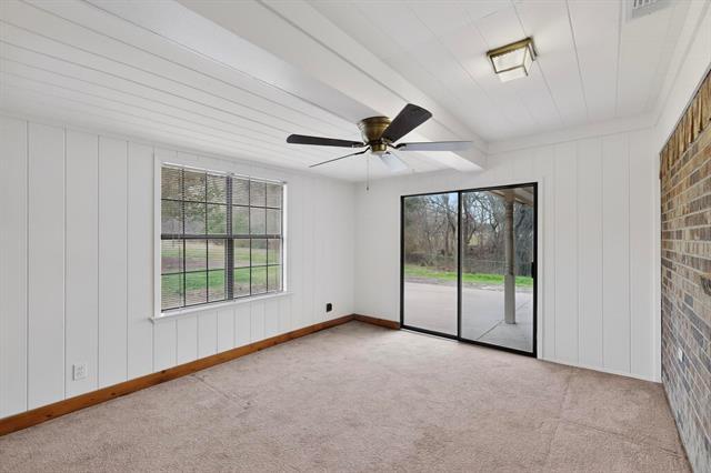 Building Photo - 180 Annetta Rd