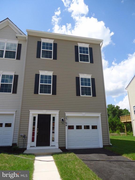 Building Photo - 23194 Westwood Ct