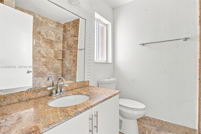 Building Photo - 17561 SW 140th Ct