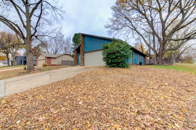 Building Photo - 9302 S 90th E Ave