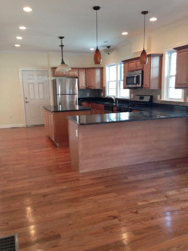 Building Photo - 222 Winchester St