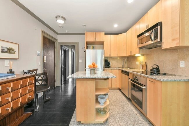 Building Photo - 25 Dartmouth St