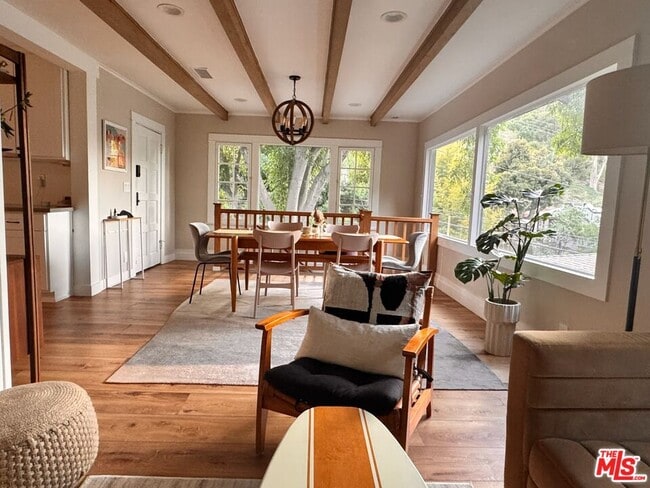 Building Photo - 2226 Stanley Hills Dr