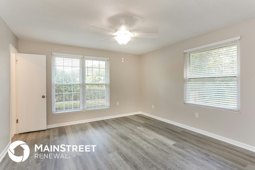 Building Photo - 85589 Winona Bayview Rd