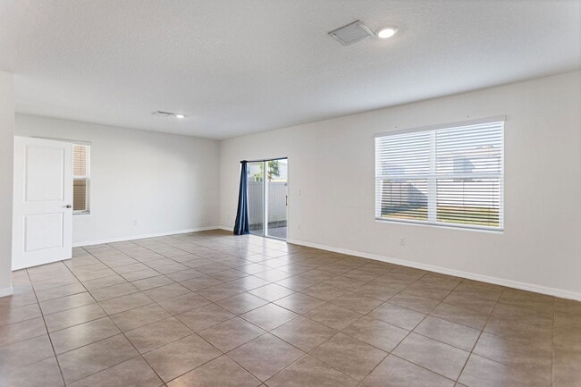 Building Photo - 5557 Birch River Trl