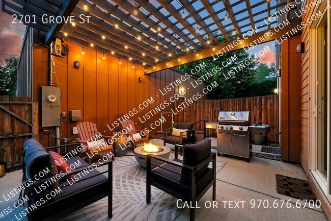 Building Photo - 2701 Grove St