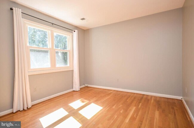 Building Photo - 11309 Brandy Hall Ln