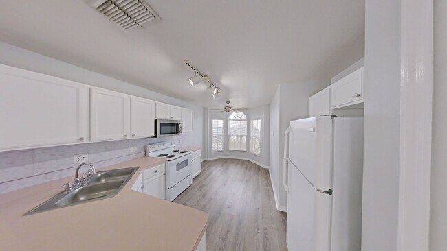 Building Photo - Welcome to your beautiful home! One story ...