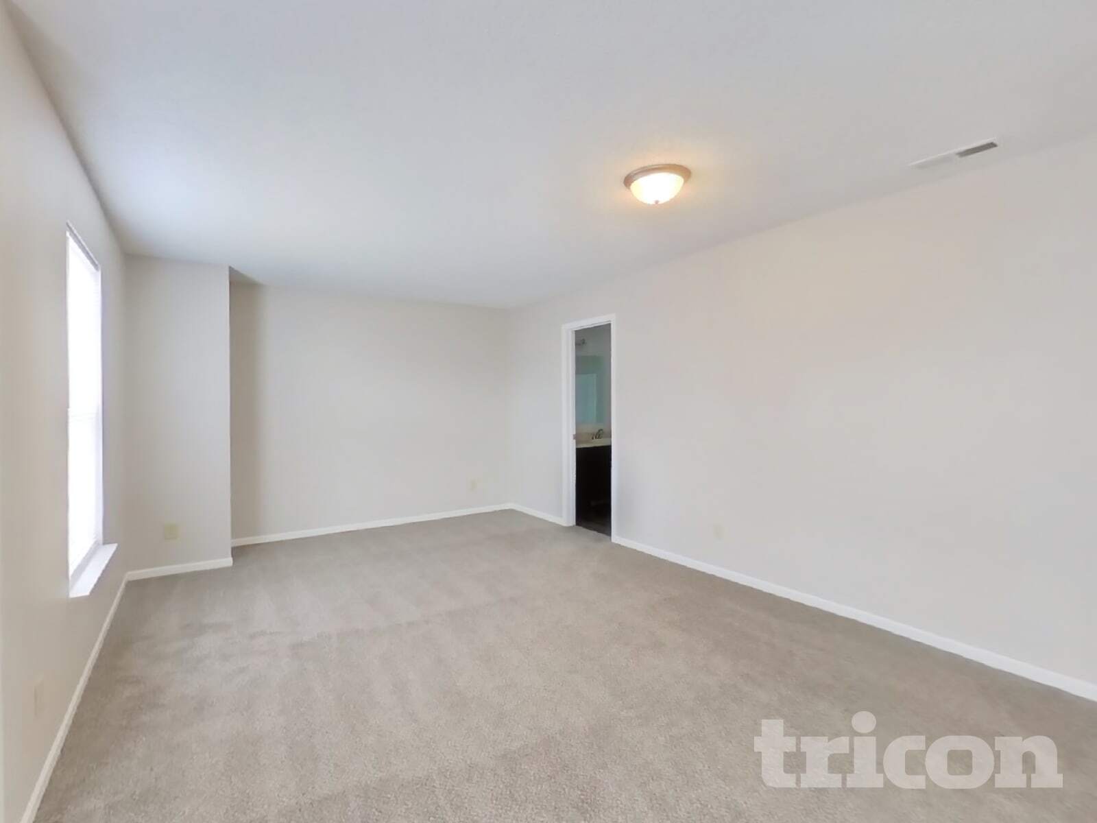 Building Photo - 5624 W Littleton Dr