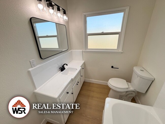 Building Photo - Fully Renovated 3BD/1.5BA House | Eucalyptus Ave, Moreno Valley