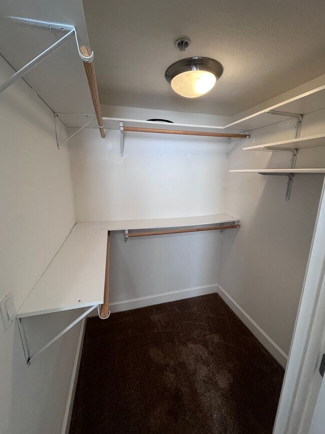 Building Photo - BEAUTIFUL CONDO AT THE PHOENICIAN IN ROSEVILLE!!