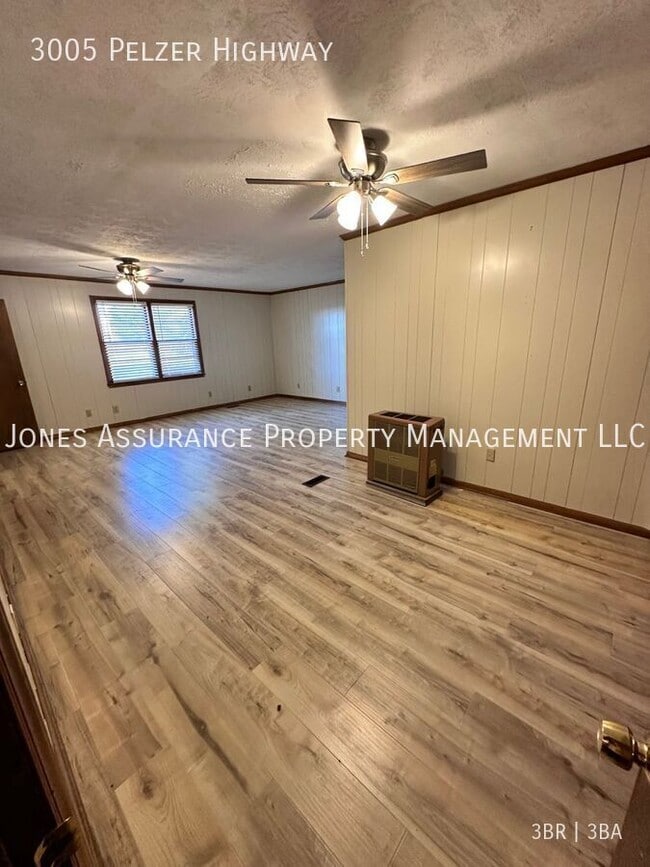 Building Photo - 3005 Pelzer Hwy