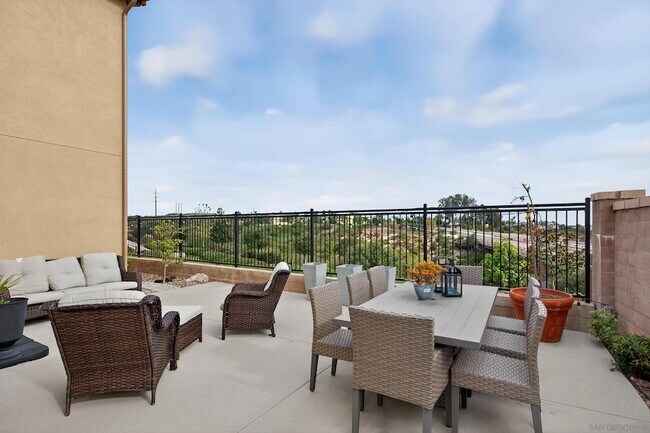 Building Photo - 1733 Artemisia Ct