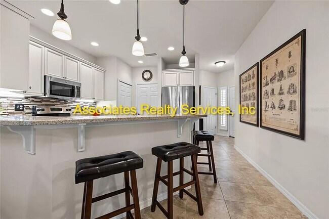 Building Photo - Low-Maintenance 2BR/2BA Townhome in Villas of Westend
