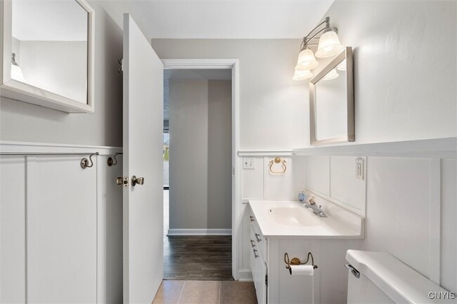 Building Photo - 576 Village Blvd N