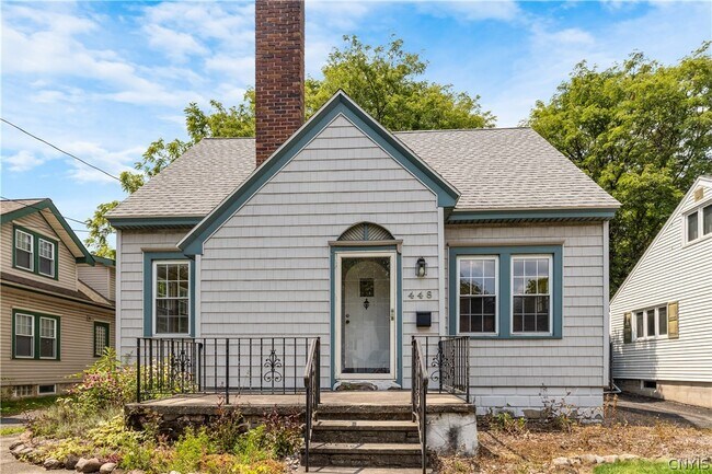 Building Photo - 448 Buckingham Ave