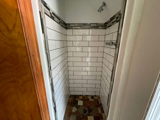 Building Photo - 3958 E Plankinton Ave