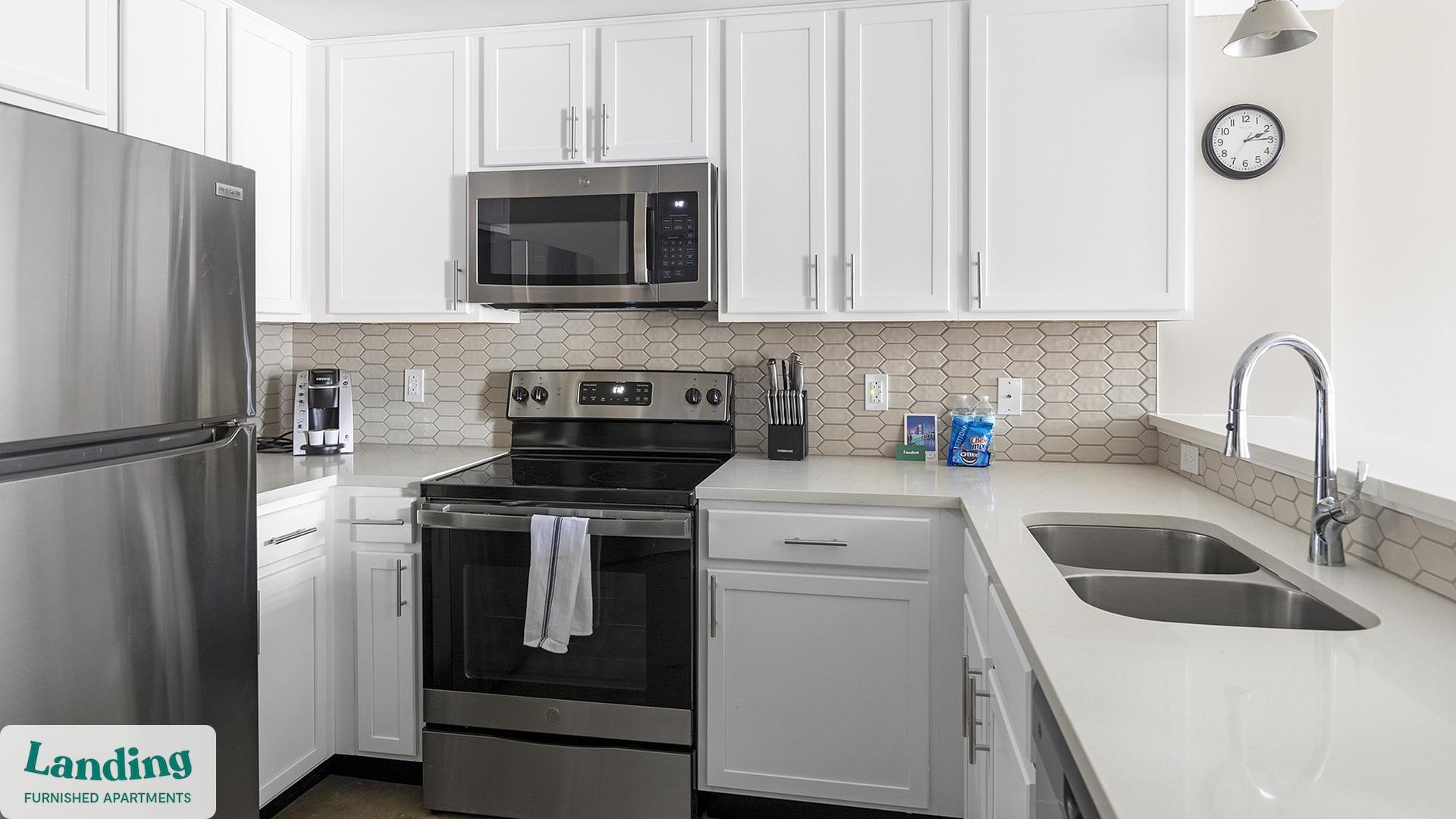 Building Photo - 2021 10th Ave S