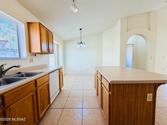 Building Photo - 8980 E Marci Lynne Way