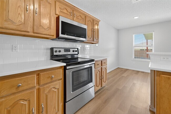 Building Photo - 145 Brushy Creek Ln